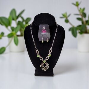 10/ $10 Paparazzi Silver Necklace with Green Accents